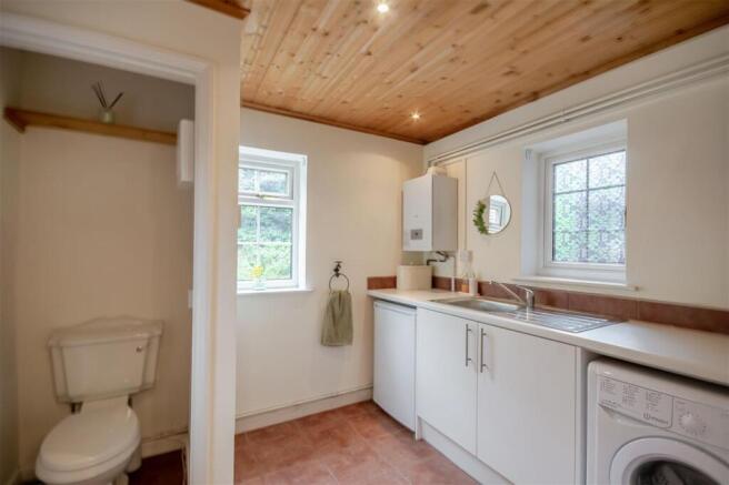Utility Room / WC