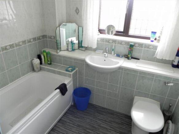 Photo 10