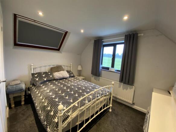 bed 2.JPG