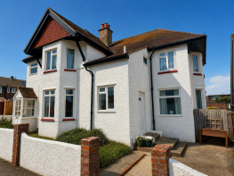Flat 1, 27, Piddinghoe Avenue, Peacehaven BN10 8PF