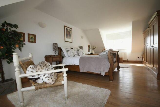 Bedroom 1 - First