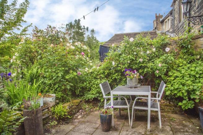 4 bed Character Property for sale Image 4