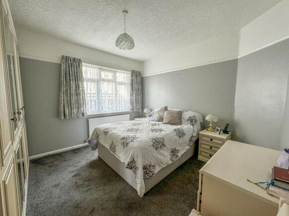 bed 4
