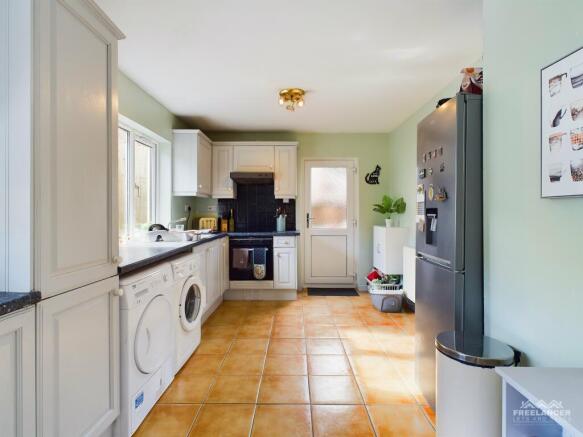 Kitchen (1)