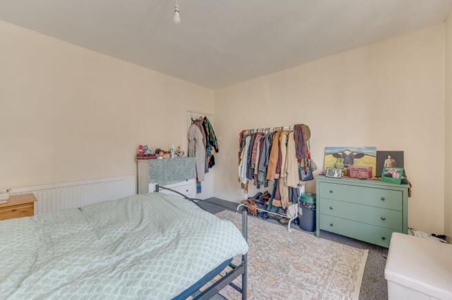 3 bed Semi-Detached for sale Image 9