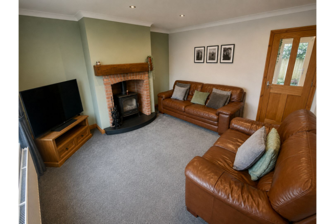 2 bed Semi-Detached for sale Image 5