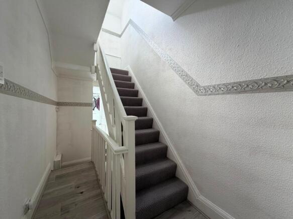 3 bed Terraced for sale Image 6