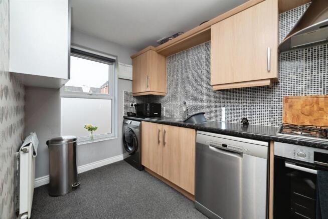 3 bed End of Terrace for sale Image 4