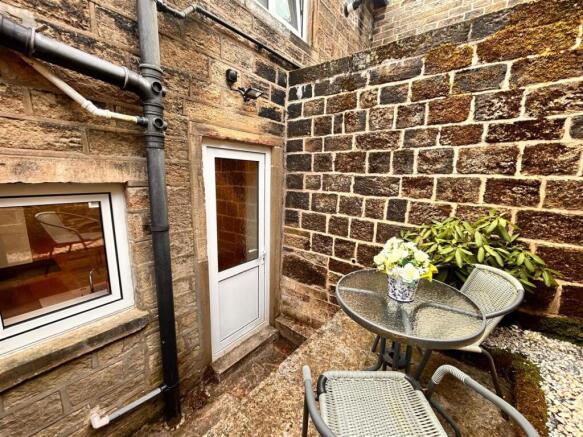 2 bed Terraced for sale Image 9