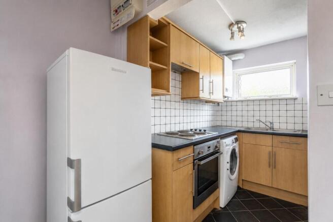 7 bed Semi-Detached for sale Image 12
