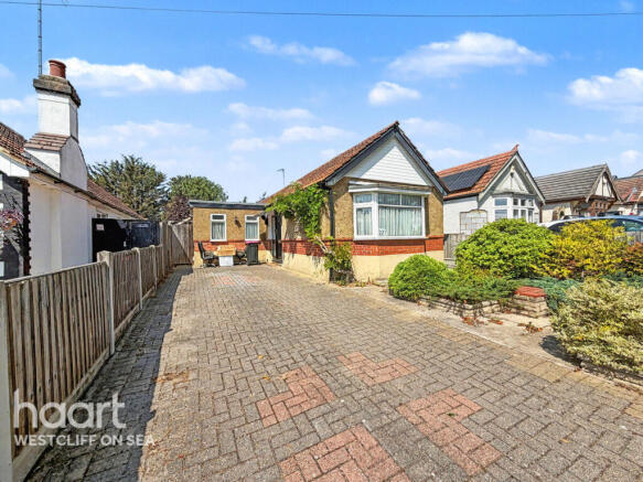 2-bed detached on Westbourne Grove, WESTCLIFF-ON-SEA, £375,000