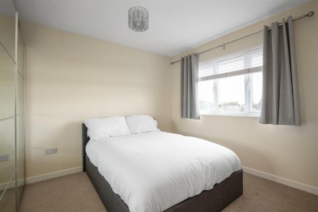 55 Hilton Road23.jpg