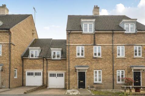Goodhall Close, Stanmore Park, HA7