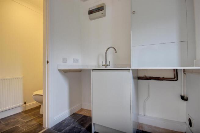 4 bed Terraced for sale Image 6