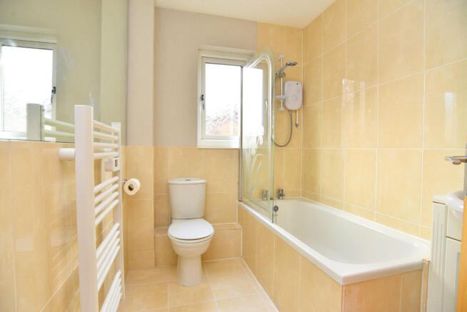 2 bed Flat for sale Image 4