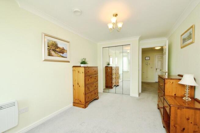 1 bed Retirement Property for sale Image 9