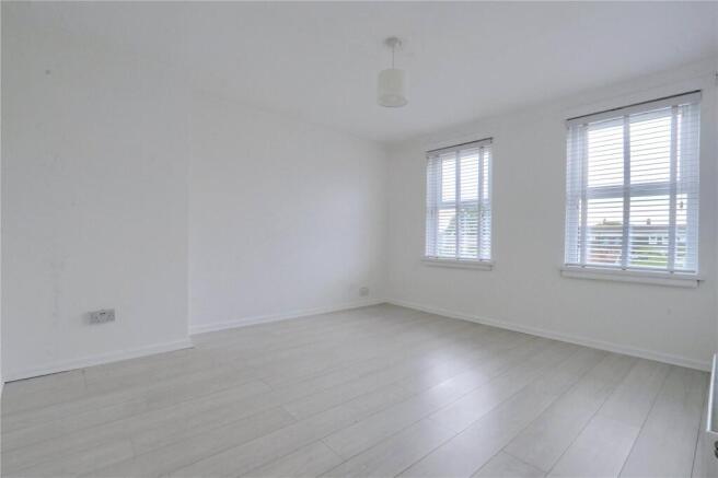 3 bed Terraced for sale Image 12
