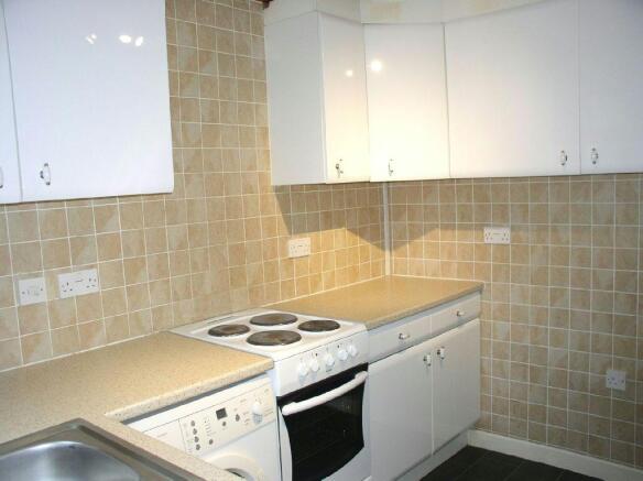 Fitted Kitchen Pictu