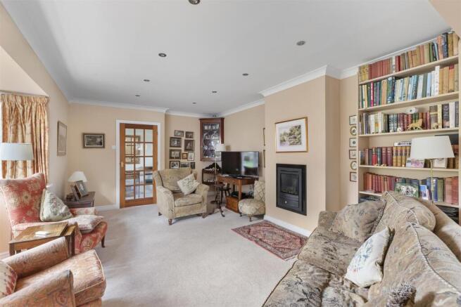 3 bed Detached Bungalow for sale Image 11