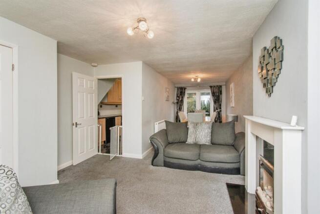3 bed Terraced for sale Image 10