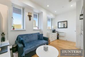 Flat 28, 8 Craneshaw House, Douglas Road, Hounslow TW3 1DA