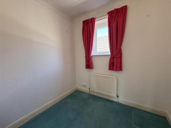 2 bed Detached Bungalow for sale Image 12