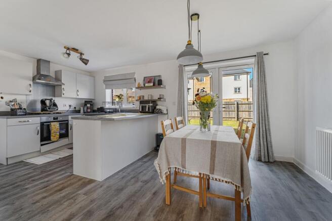 Kitchen/Dining Area