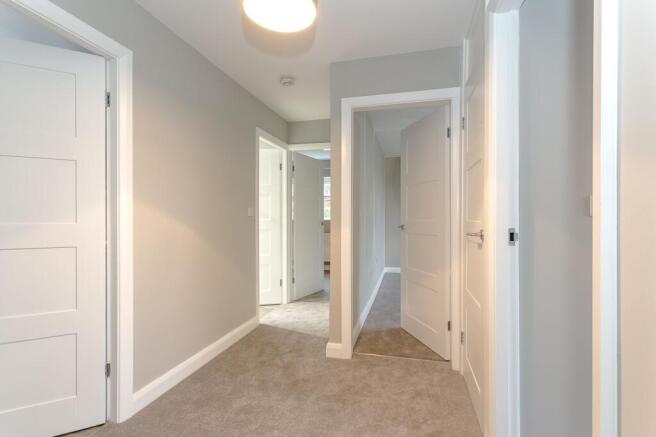 2 bed Apartment to rent Image 10