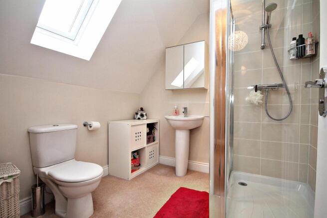 EN SUITE