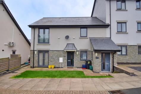 Court Rise, Hoggan Park, Brecon, Powys.