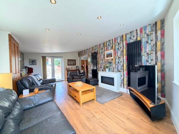 4 bed Character Property for sale Image 9