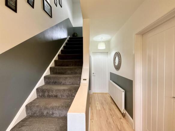 3 bed House to rent Image 7