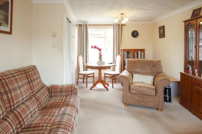 Wigeon Drive, Swadlincote photo 4