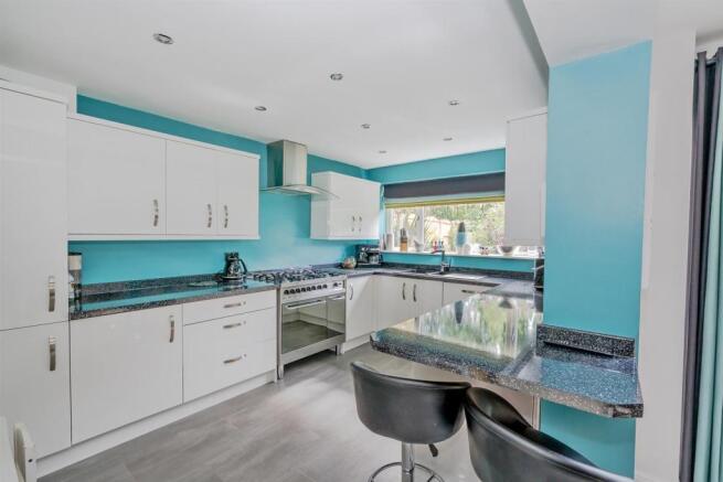 Enderley Drive, WALSALL, WS3 3PD (26 of 34).jpg