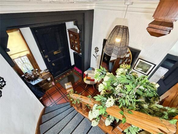 4 bed Semi-Detached for sale Image 10