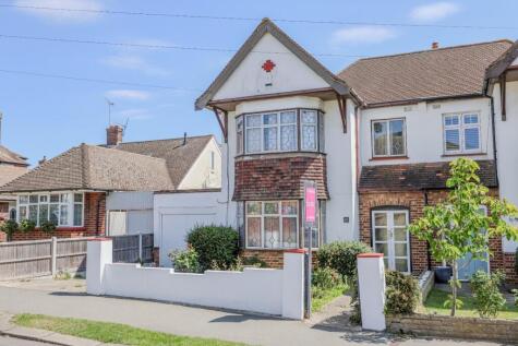 Tattersall Gardens, Leigh-On-Sea
