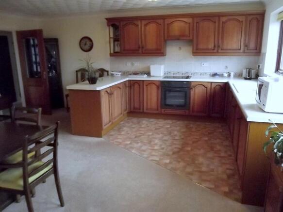 DINING KITCHEN