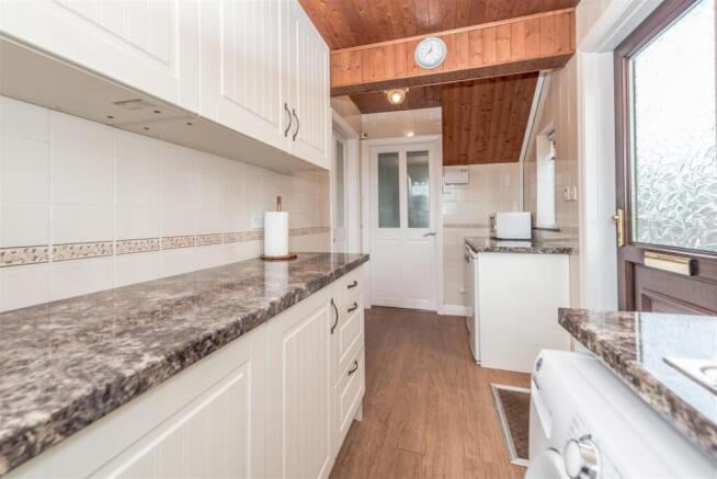 Fitted Kitchen: