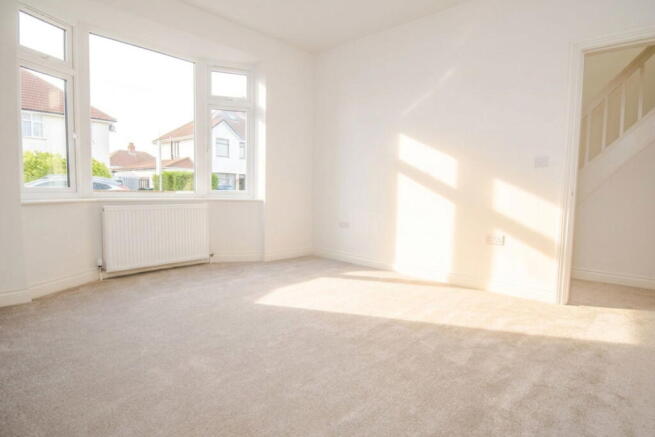 3 bed Semi-Detached for sale Image 4