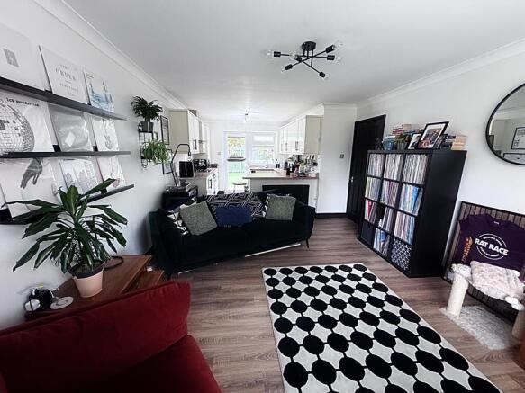 Open Plan Lounge/Kitchen
