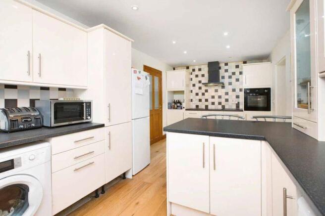 Kitchen/Breakf...