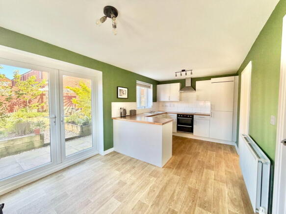 164, Miners Way, Hednesford, Cannock, WS12 4WL photo 5