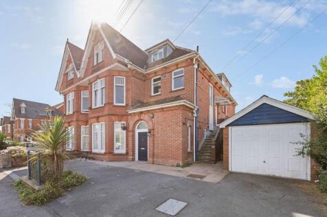 Balmoral Road, Poole, BH14