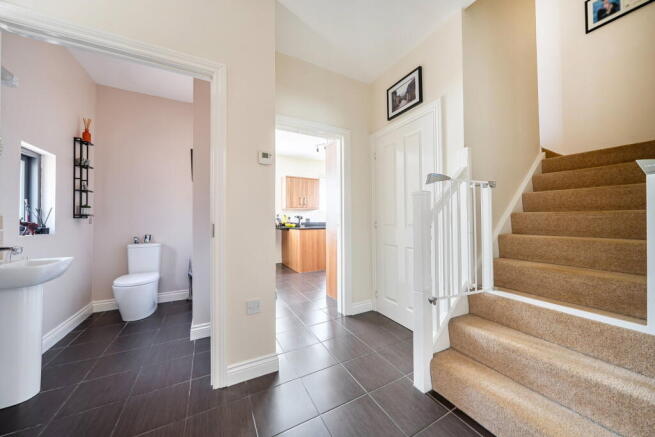 4 bed Detached for sale Image 6