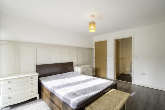 2 bed Flat to rent Image 6