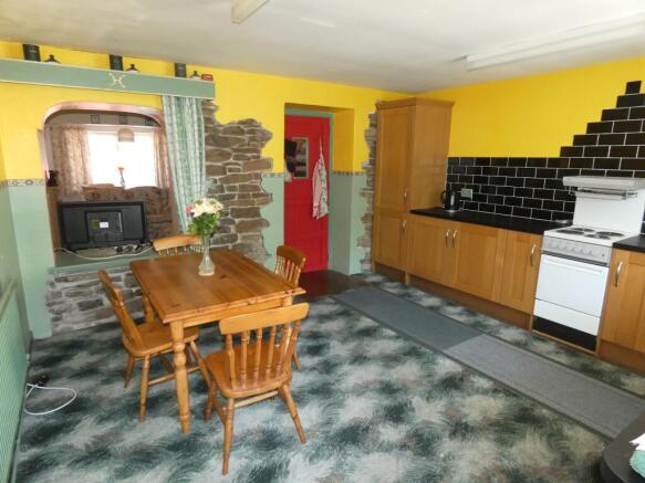 Ynys-Arwed Cottages, Abergarwed, Neath . SA11 4DF photo 4