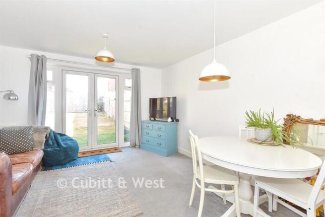Sitting/Dining Room