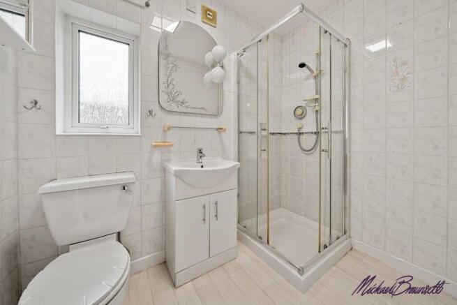3 bed Detached for sale Image 10