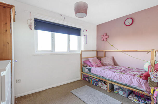 BED 2.jpg