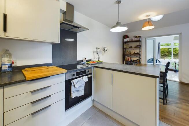 CAM02545G0-PR0263-STILL012